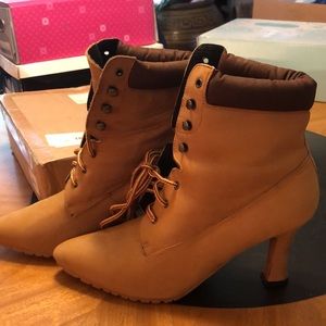 New York Transit Leather Boots Skip size 10 in original box